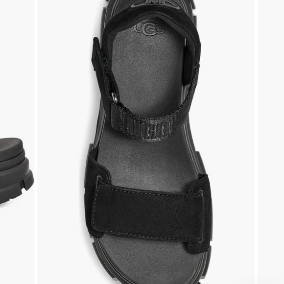 UGG Ashton Lug Sandal in Black (size 8.5) - Picture 2 of 8